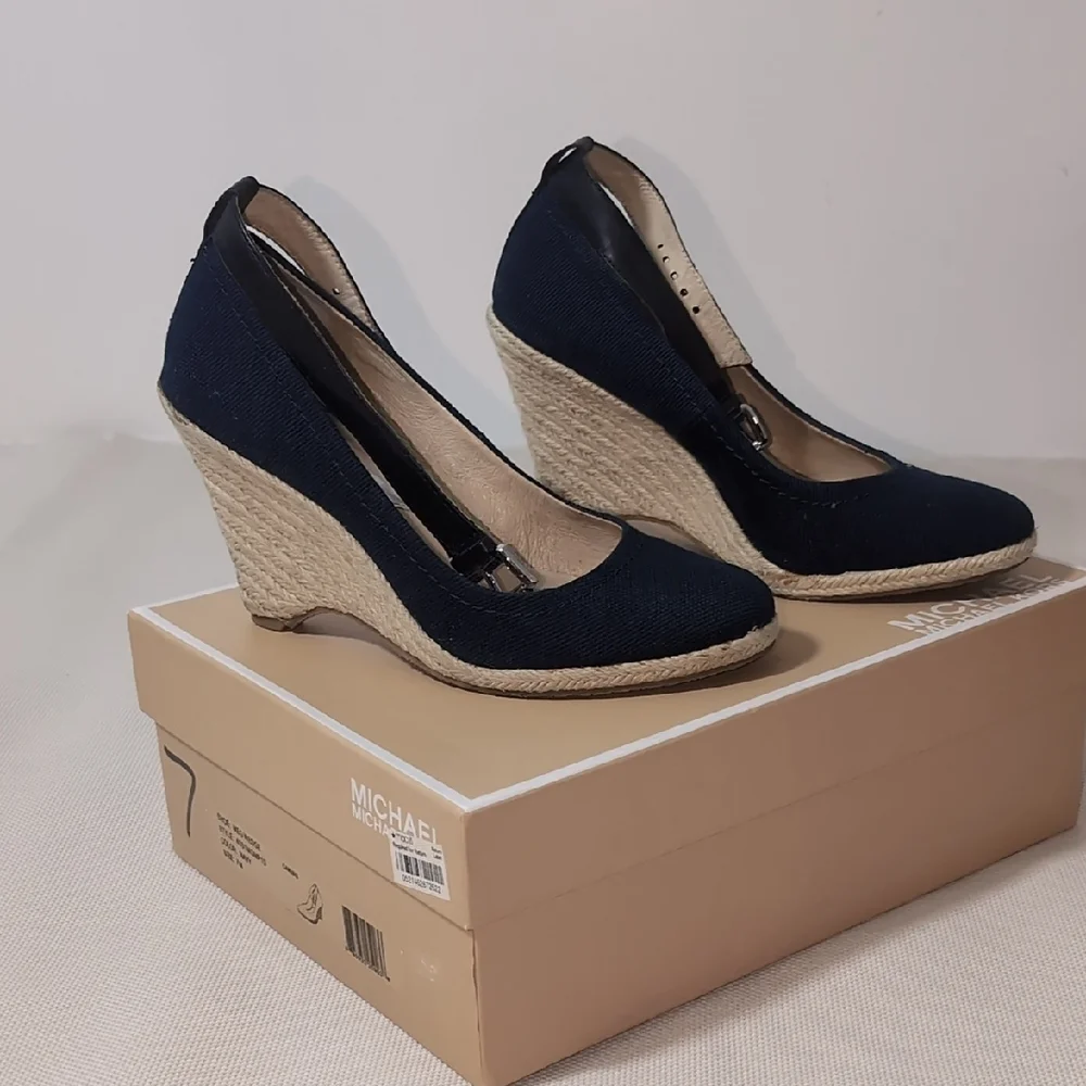 Michael Kors Meg Wedge Navy Canvas Espadrille Sandals Size‎ 7